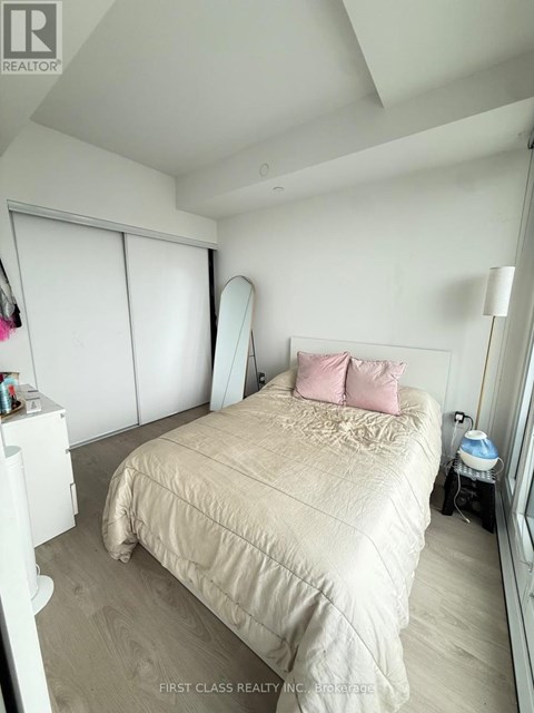 2513 - 3900 CONFEDERATION PARKWAY 2 Beds Apartment for Rent