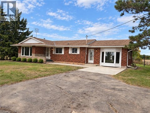 5697 REGIONAL ROAD 69 3 Beds Apartment for Rent