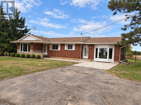 5697 REGIONAL ROAD 69 3 Beds Apartment for Rent