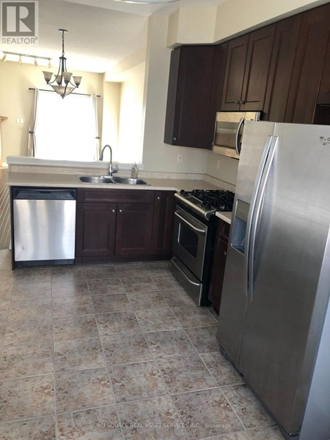 674 ROWLEY COMMON 2 Beds Apartment for Rent
