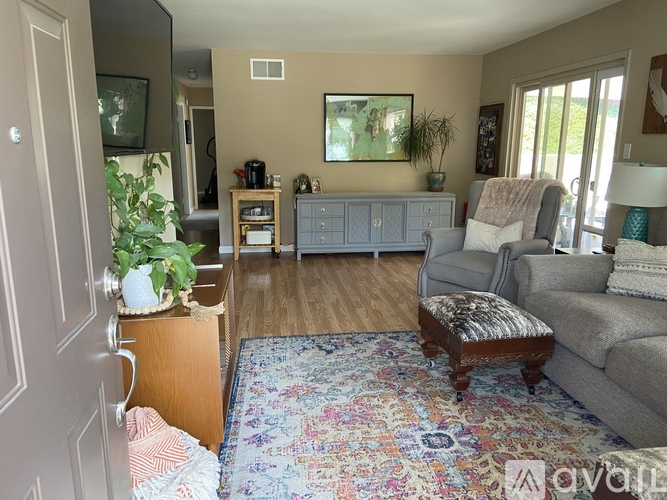3962 Cameo Drive 3 Beds Single Family Home for Rent - Photo gallery 2