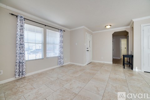 144 Kaylee Chase 4 Beds Apartment for Rent