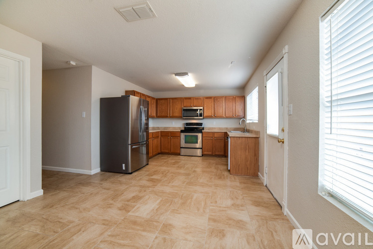144 Kaylee Chase 4 Beds Single Family Home for Rent - Photo gallery 5