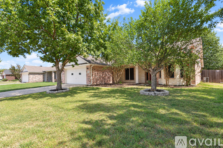 2303 Ridgeway Dr 3 Beds Single Family Home for Rent - Photo gallery 3