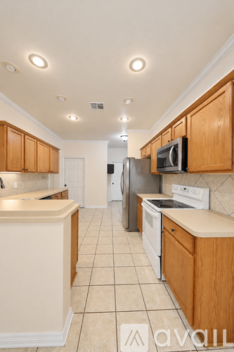 2303 Ridgeway Dr 3 Beds Single Family Home for Rent - Photo gallery 4