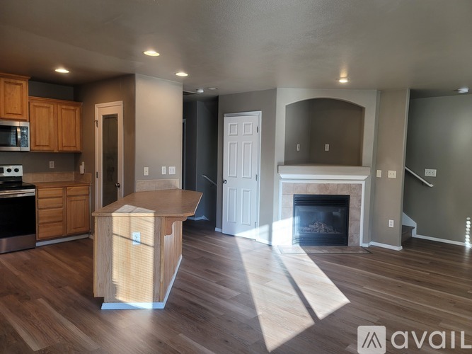 1325 118th Pl SW 5 Beds Single Family Home for Rent - Photo gallery 2