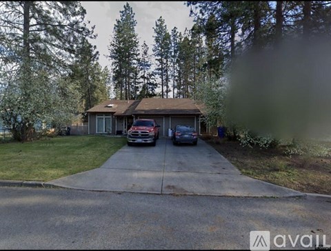 10702 East 29Th Avenue 3 Beds Apartment for Rent