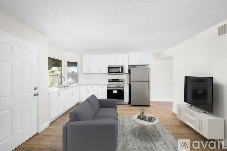 685 Jonquil St 1 Single Family Home for Rent - Photo gallery 2