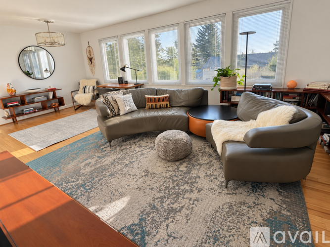 1260 2nd Street 2 Beds Single Family Home for Rent - Photo gallery 5