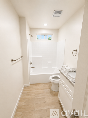 713 Wisteria Street 3 Beds Apartment for Rent - Photo gallery 2