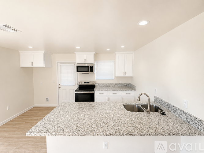 713 Wisteria Street 3 Beds Apartment for Rent - Photo gallery 3