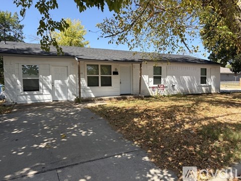 800 Sam Houston St 4 Beds Apartment for Rent
