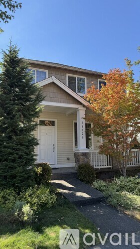 18128 97Th Avenue Court East 3 Beds Apartment for Rent