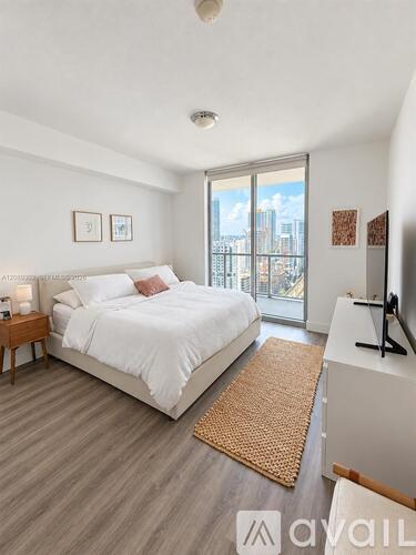 79 SW 12th St 2 Beds Condo for Rent - Photo gallery 4