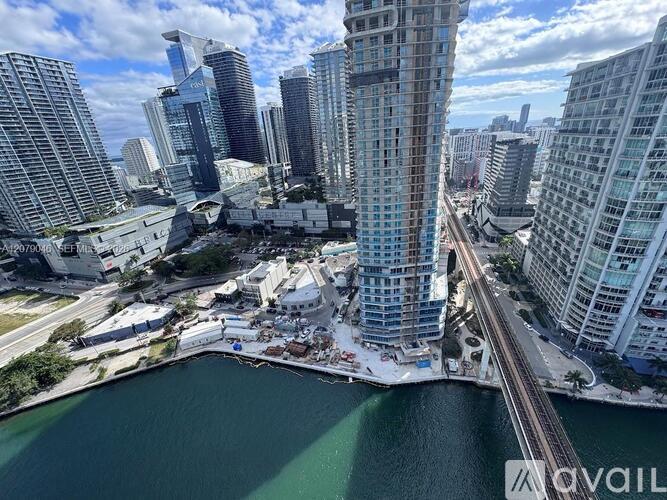 92 SW 3rd St 2 Beds Condo for Rent - Photo gallery 5
