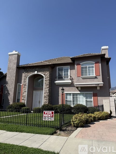 339 California Street 4 Beds Apartment for Rent
