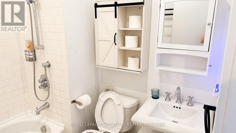 309 - 132 ADELAIDE STREET E Studio Apartment for Rent