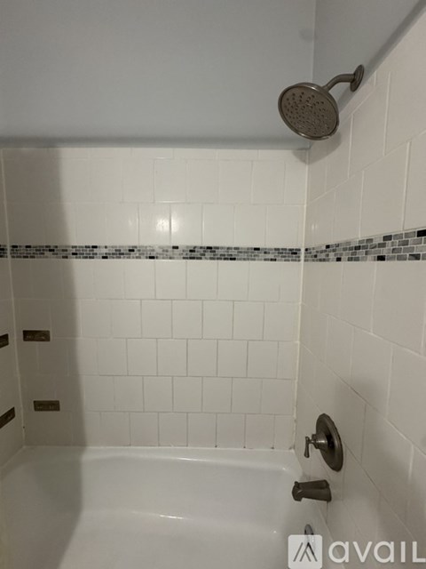 14 A Foxwood Drive 2 Beds Apartment for Rent