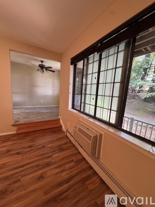 14 A Foxwood Drive 2 Beds Condo for Rent - Photo gallery 5