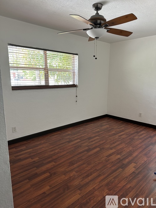 1020 Northeast 146th Street 3 Beds Single Family Home for Rent - Photo gallery 5