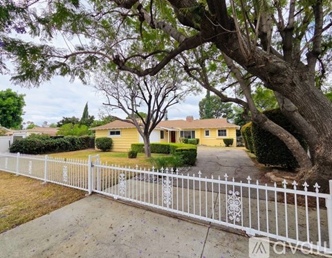 6543 Blewett Avenue 4 Beds Apartment for Rent