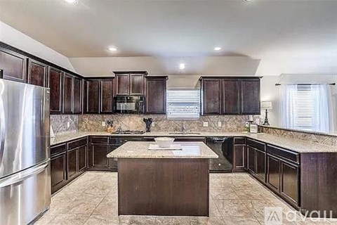 10104 Horseshoe Lane 3 Beds Apartment for Rent