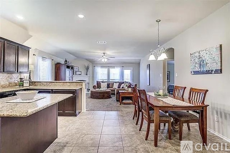 10104 Horseshoe Lane 3 Beds Single Family Home for Rent - Photo gallery 3