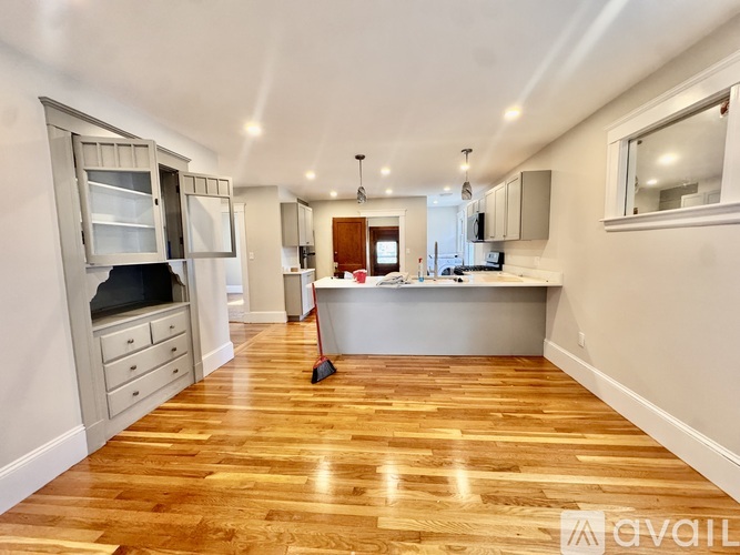 43 Gardena St 3 Beds Apartment for Rent - Photo gallery 4