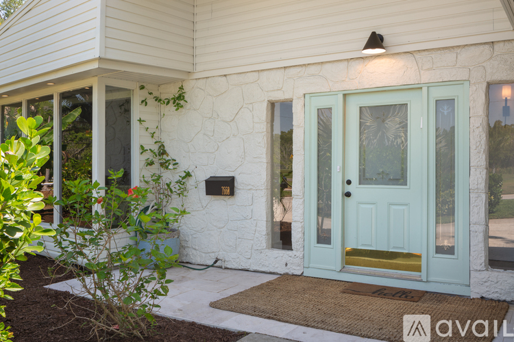 2660 Fairway Ave S 4 Beds Single Family Home for Rent - Photo gallery 2
