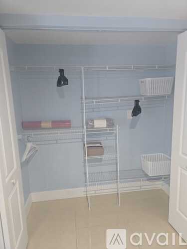 417 Southeast 3rd Street 1 Apartment for Rent - Photo gallery 2