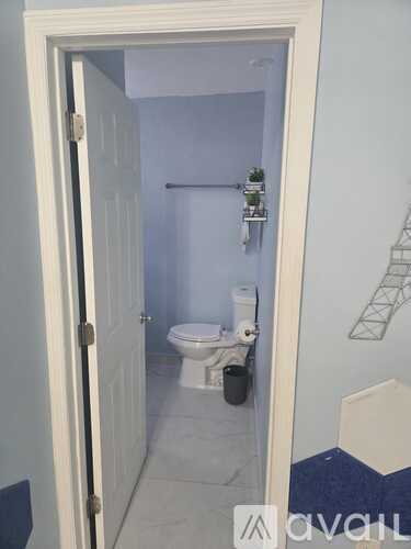 417 Southeast 3rd Street 1 Apartment for Rent - Photo gallery 4
