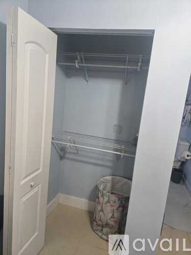 417 Southeast 3rd Street 1 Apartment for Rent - Photo gallery 5