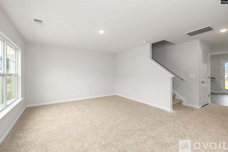 150 Carr Lane 3 Beds Single Family Home for Rent - Photo gallery 3