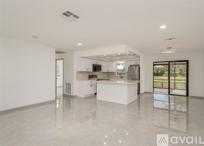 12110 Chuck Circle 3 Beds Single Family Home for Rent - Photo gallery 3