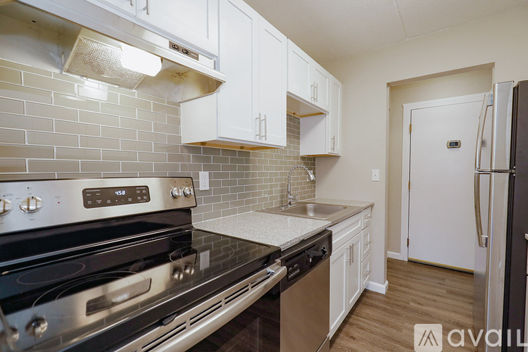 5 Dorchester Dr 1 Apartment for Rent - Photo gallery 3