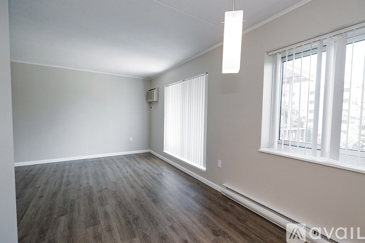 5 Dorchester Dr 1 Apartment for Rent - Photo gallery 5