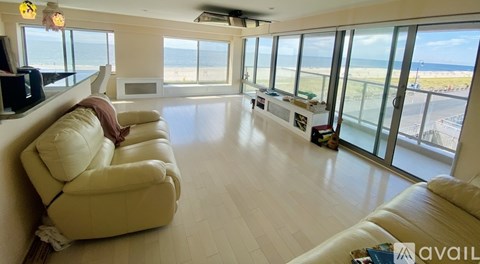 170 W Broadway 2 Beds Apartment for Rent