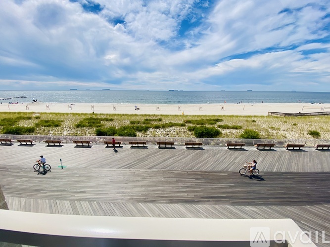 170 W Broadway 2 Beds Apartment for Rent - Photo gallery 4