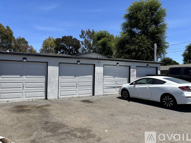 222 S Brookhurst Rd 1 Apartment for Rent - Photo gallery 2
