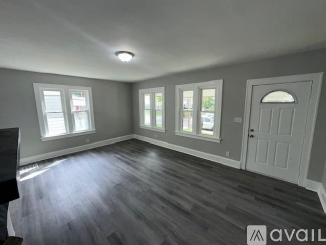 62 Belvidere Ave 3 Beds Single Family Home for Rent - Photo gallery 4