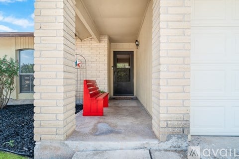 123 N Meadow St 3 Beds Apartment for Rent