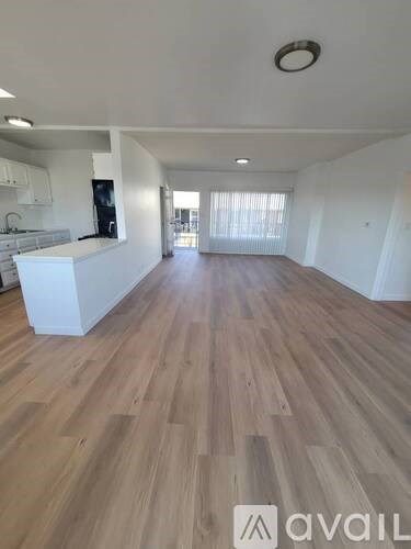 1114 N Clark St 1 Apartment for Rent