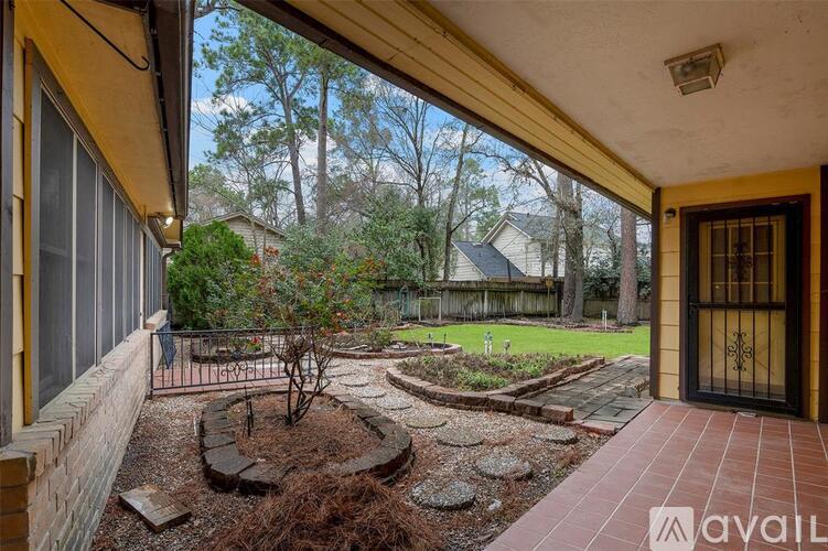 16318 Southampton Drive 6 Beds Single Family Home for Rent - Photo gallery 2