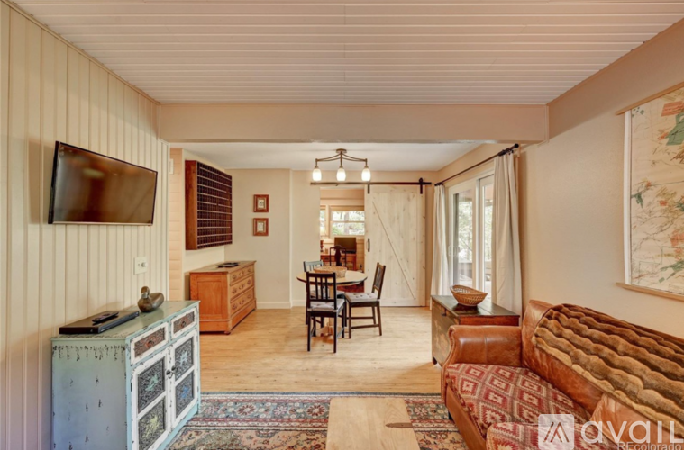 1745 Skyline Road 2 Beds Single Family Home for Rent - Photo gallery 5