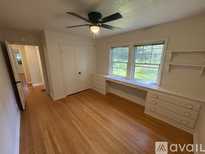 10118 Northeast Alton Street 3 Beds Single Family Home for Rent - Photo gallery 5