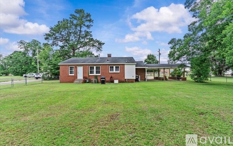 409 Peachtree Street 3 Beds Single Family Home for Rent - Photo gallery 2