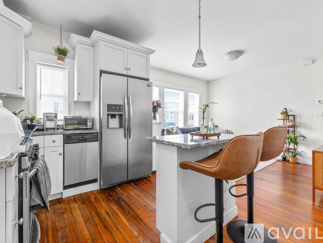 80 Bowdoin St 3 Beds Apartment for Rent - Photo gallery 3
