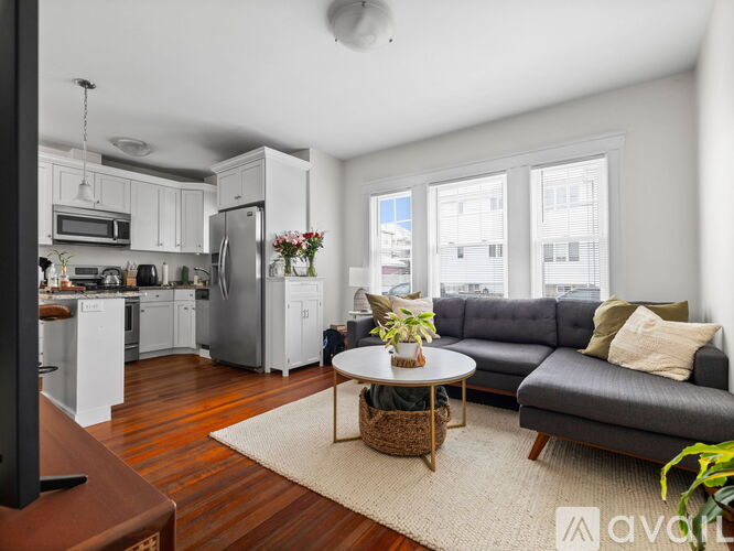 80 Bowdoin St 3 Beds Apartment for Rent - Photo gallery 4