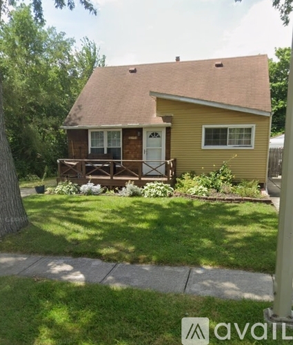 11608 Syracuse Street 3 Beds Single Family Home for Rent - Photo gallery 1
