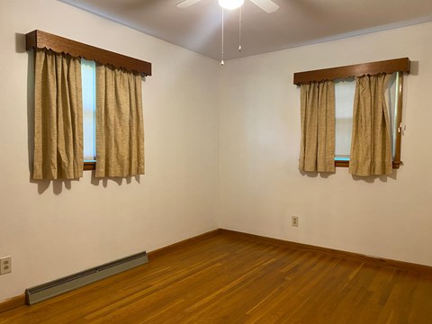 9939 Mapleton St SE 3 Beds Apartment for Rent